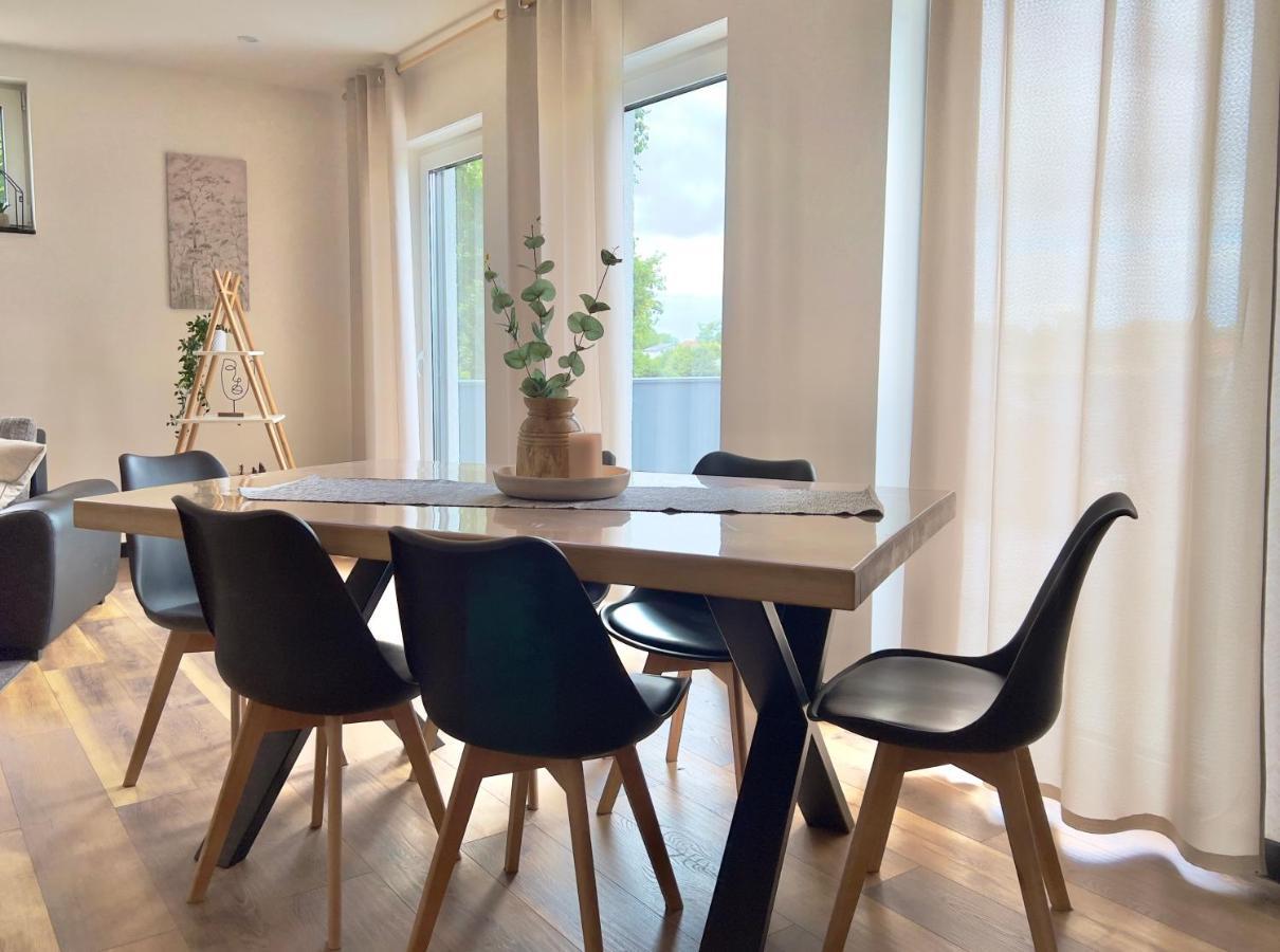Grosse Wohnung Wellness + Sauna + Netflix Petershagen Esterno foto