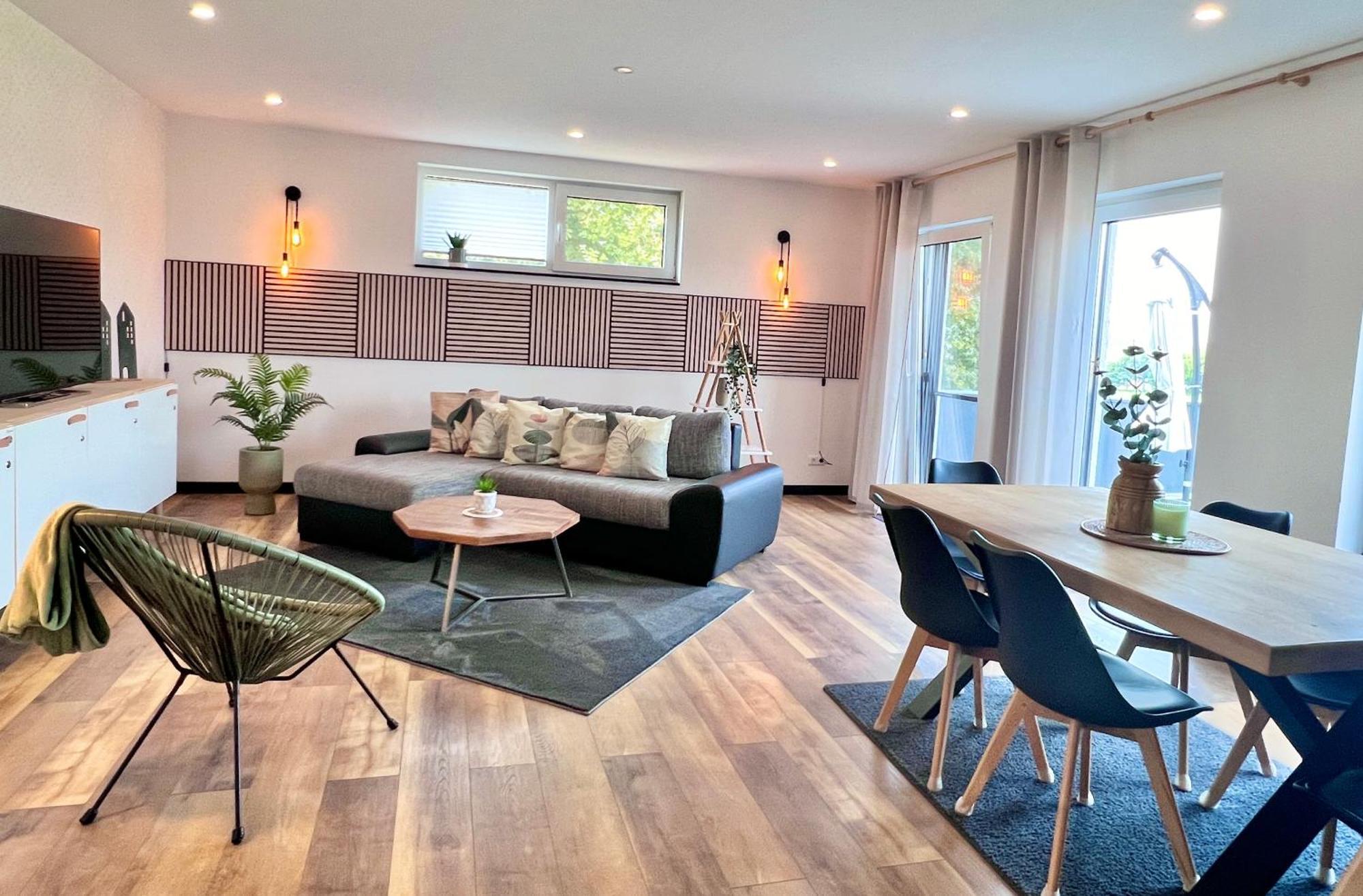 Grosse Wohnung Wellness + Sauna + Netflix Petershagen Esterno foto